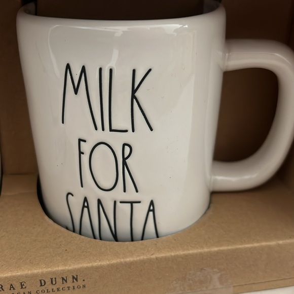 Rae dunn canister and mug set Christmas - Picture 4 of 4